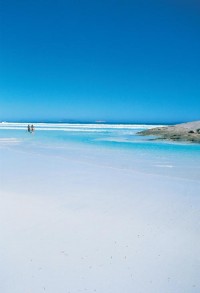 Cape Arid National Park featuring magnificent granite headlands, crystal clear waters and sparkling white sands. 
